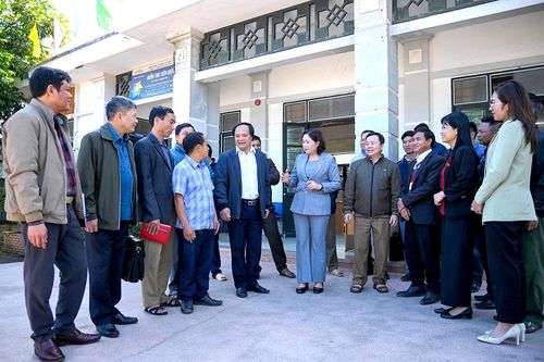 Đoàn ĐBQH tỉnh tiếp xúc cử tri xã Nà Hỳ, huyện Nậm Pồ