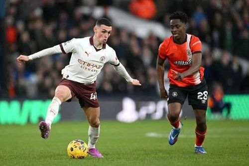 Man City ngược dòng thắng Luton Town