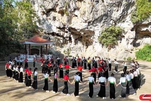 Thuận Châu giữ gìn và phát huy bản sắc văn hóa dân tộc