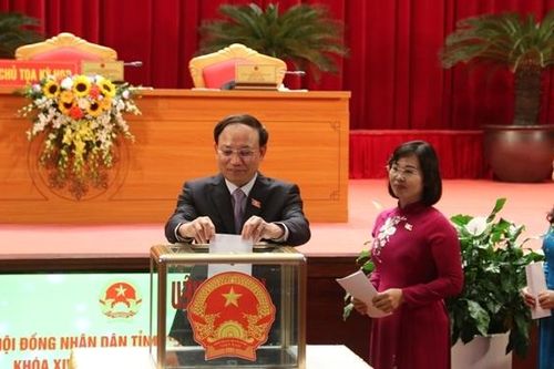 Xây dựng chính quyền liêm chính, hành động, phục vụ
