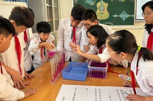 Bớt gánh nặng khi được miễn, giảm học phí