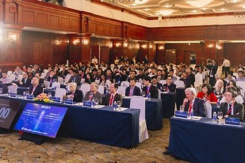 Vì sao trí tuệ nhân tạo và giải pháp tích hợp công nghệ tiên tiến là kỹ thuật ưu việt nhất trong phẫu thuật thần kinh - cột sống trên thế giới?