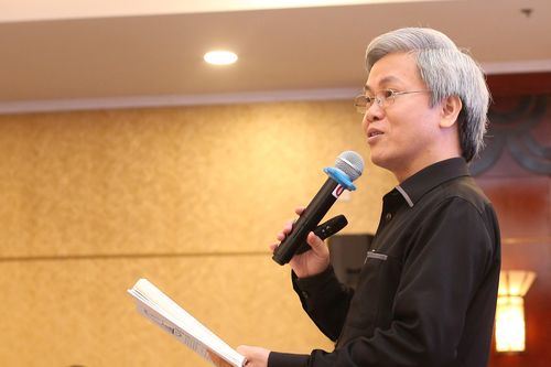 TS Giản Tư Trung: 'Đừng lãnh đạo, hãy giúp người khác tự lãnh đạo họ'