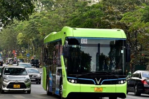 15 năm mở rộng địa giới: Vận tải công cộng phát triển vượt bậc