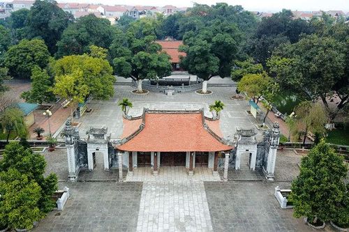 Quan tâm bảo tồn và phát huy giá trị di sản văn hóa