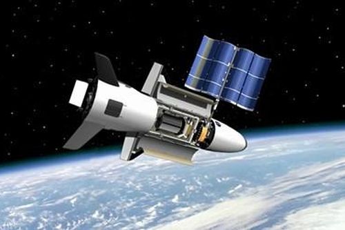 Quân sự thế giới hôm nay (12-12): Mỹ tiếp tục phóng tàu thử nghiệm không gian X-37B, Nga lắp mái che cho giao thông hào
