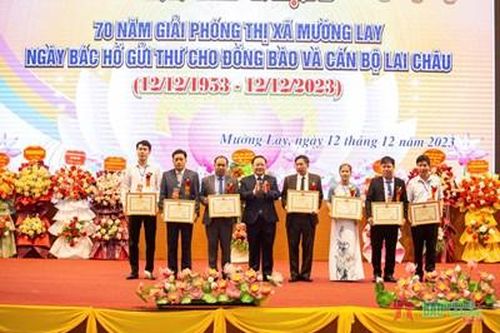 Thị xã Mường Lay (tỉnh Điện Biên) kỷ niệm 70 năm Ngày giải phóng