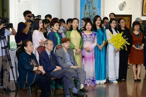 'Đồng hành' - quá trình, sự liên kết 45 năm Khoa Lý luận, Lịch sử và Phê bình mỹ thuật