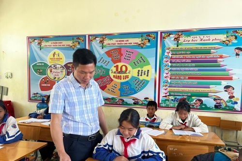 Chú trọng phát triển giáo dục trong xây dựng nông thôn mới ở Điện Biên Đông