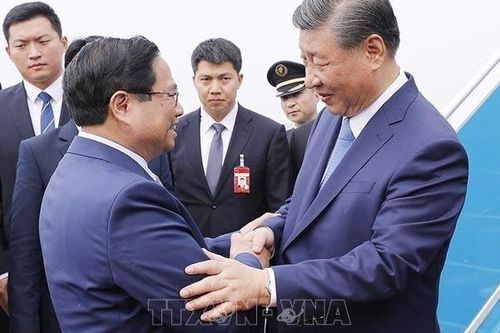 Tổng Bí thư, Chủ tịch nước Trung Quốc Tập Cận Bình đến Hà Nội, bắt đầu chuyến thăm cấp Nhà nước tới Việt Nam