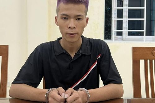 Tên trộm 'ngựa quen đường cũ' 2 năm chỉ trộm 1 cửa hàng điện thoại