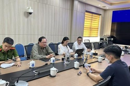 Chủ tài khoản facebook 'Loa phường phố Huế' bị triệu tập vì đăng tin sai sự thật