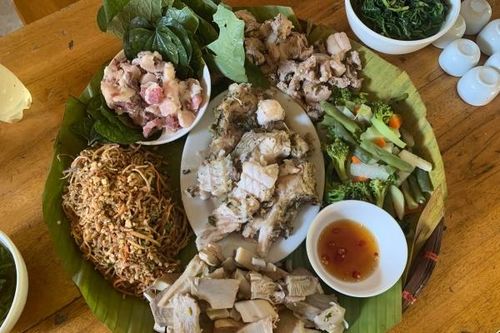 Thịt chua - Món ăn cầu kỳ của người Dao Đà Bắc