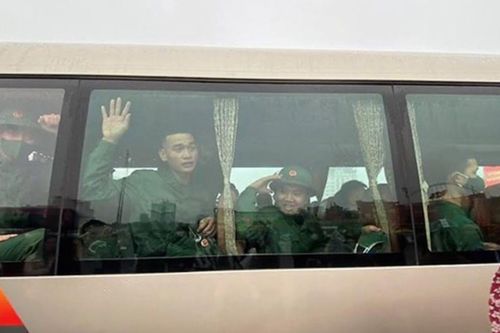 Xử phạt nam thanh niên không đi khám sức khỏe nghĩa vụ quân sự