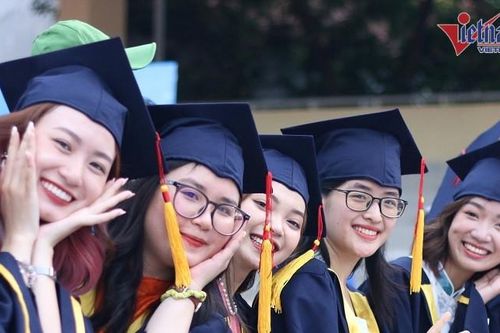 'Đòi hỏi kinh nghiệm với sinh viên mới ra trường là chính đáng'