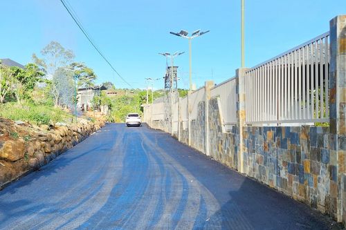 Chủ tịch xã Đam B'ri bị đình chỉ công tác 15 ngày vì để xảy ra vi phạm đất đai