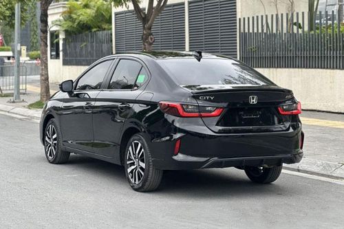 Honda City chạy 'lướt' chưa đầy 1 năm được rao bán với giá rẻ giật mình