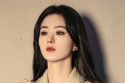 Triệu Lệ Dĩnh chính thức mất vị thế đỉnh lưu, đã thế còn bị đối xử tệ như thế này