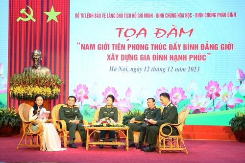 Tọa đàm 'Nam giới tiên phong thúc đẩy bình đẳng giới, xây dựng gia đình hạnh phúc'