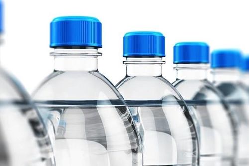 4 công ty sản xuất nước đóng chai tại Hà Nội bị xử phạt 140 triệu đồng và đình chỉ hoạt động 2 tháng