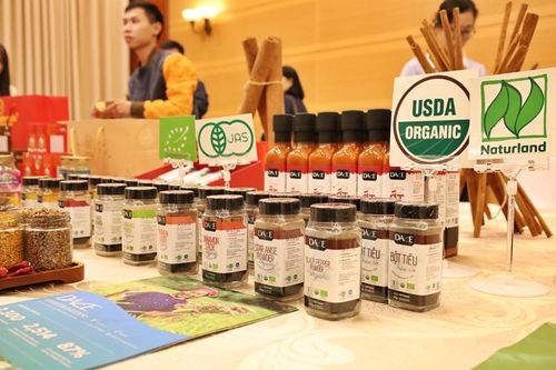 Nắm bắt xu hướng tiêu dùng để hàng Việt 'thắng' trên sân nhà
