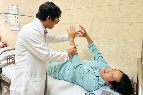 Kéo dài khung 'giờ vàng' điều trị đột quỵ