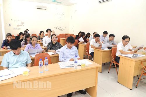 Hội nghị hưởng ứng Tháng hành động Quốc gia về dân số và kỷ niệm Ngày Dân số Việt Nam