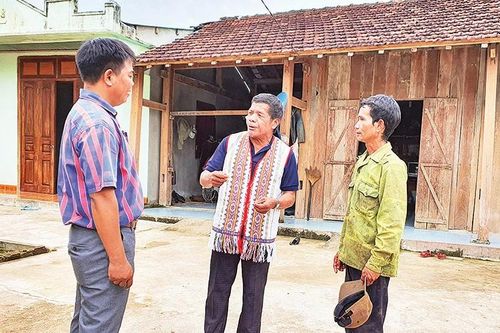 Người giữ lửa văn hóa dân tộc Rơ Măm