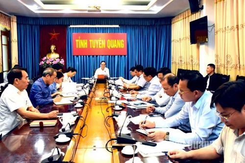 UBND tỉnh họp đánh giá về tiến độ triển khai thực hiện các dự án xây dựng