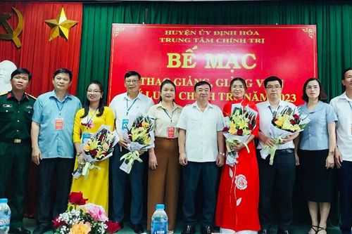 Trung tâm Chính trị huyện Định Hóa: Đào tạo, bồi dưỡng lý luận gắn với thực tế