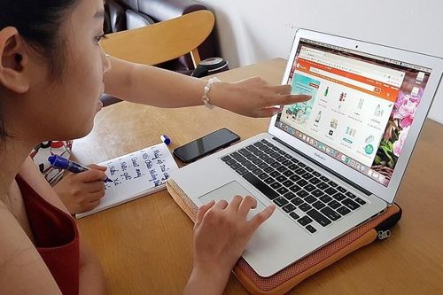 Cảnh báo người tiêu dùng thận trọng trong mùa mua sắm cuối năm