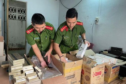 Biến tướng hàng lậu, hàng giả dịp Tết