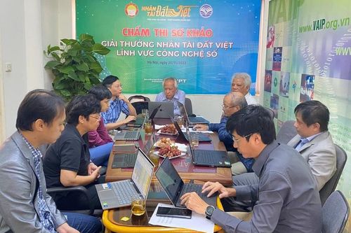 Vòng bảo vệ chung khảo Nhân tài Đất Việt 2023: Cuộc đua kịch tính của những người Việt mê công nghệ