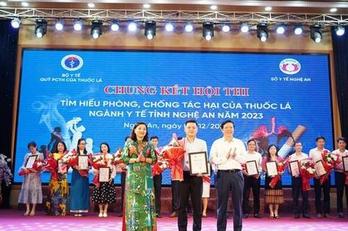Bệnh viện Đa khoa TP. Vinh giành giải Nhất chung kết hội thi tìm hiểu phòng, chống tác hại của thuốc lá trong ngành Y tế Nghệ An năm 2023