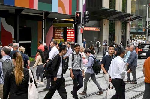 Australia thắt chặt quy định nhập cư