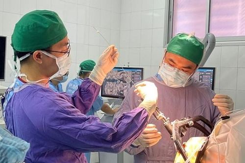 Hy vọng mới cho bệnh nhân mắc Parkinson nặng