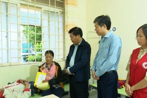 Vụ sập mái nhà đang thi công ở Thái Bình: Thêm 2 thợ xây tử vong