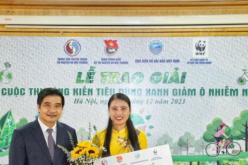 Trao giải cuộc thi sáng kiến tiêu dùng xanh, giảm ô nhiễm nhựa