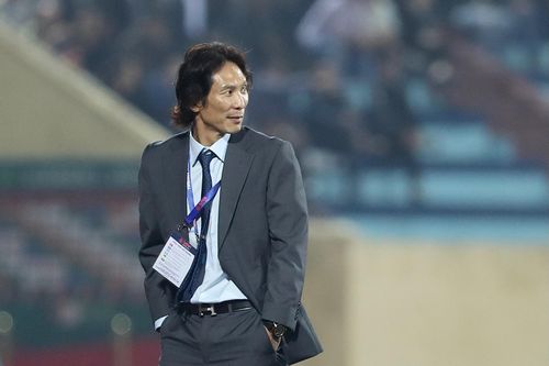 Vì sao HLV Gong và Văn Kiên thoát án phạt?