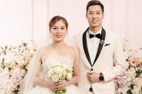 Ngôi sao bóng chuyền nữ Việt Nam đột ngột giải nghệ ở tuổi 25, quyết định 'xây tổ ấm' với cây chuyền hai 9X tài năng