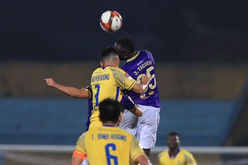 Bình luận viên Quang Huy: 'Bức tranh' V-League có những gam màu sáng'