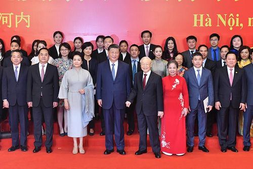 Tổng Bí thư Nguyễn Phú Trọng và Tổng Bí thư, Chủ tịch Trung Quốc Tập Cận Bình gặp gỡ nhân sĩ hữu nghị và thế hệ trẻ Việt-Trung