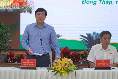 Đồng Tháp: Tiếp xúc cử tri không thể yêu cầu dân phát biểu khác