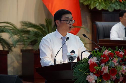 Loay hoay phương án di dời chung cư xuống cấp