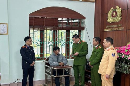 Lai Châu: Bắt Trưởng ban Mặt trận Tổ quốc, thu giữ gần 10kg thuốc phiện
