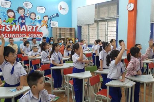 Giáo dục iSMART: Hợp tác với 500 trường học nhưng chỉ tham gia 3 gói thầu