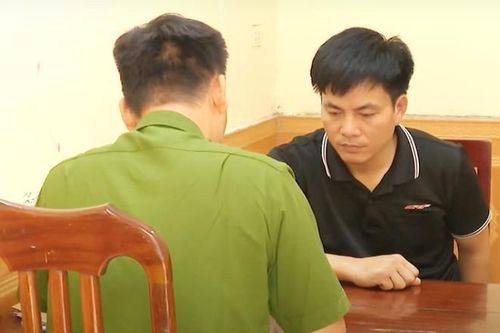 Thuê xe ô tô tự lái rồi đem bán