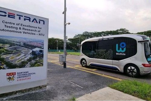Công ty Trung Quốc thử nghiệm xe tự hành ở Singapore, thúc đẩy giấc mơ toàn cầu