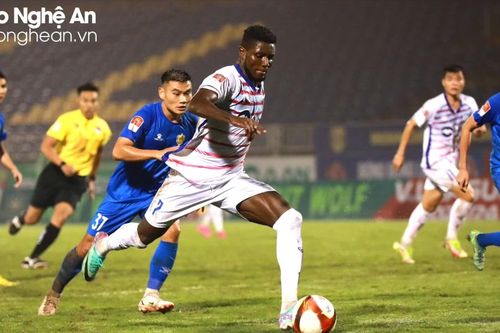 Vòng 5 V.League và những án kỷ luật đáng nói