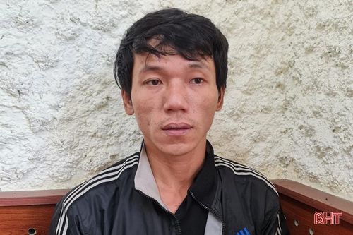 Anh em trai rủ nhau trộm ắc quy ở trạm viễn thông mang bán đồng nát